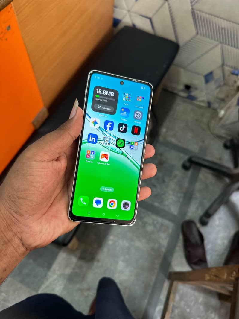 OPPO A5 Pro 3