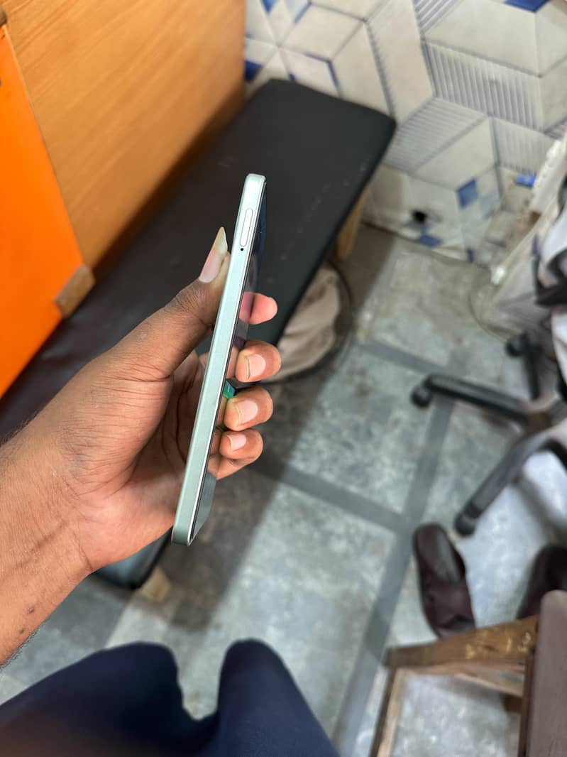 OPPO A5 Pro 4
