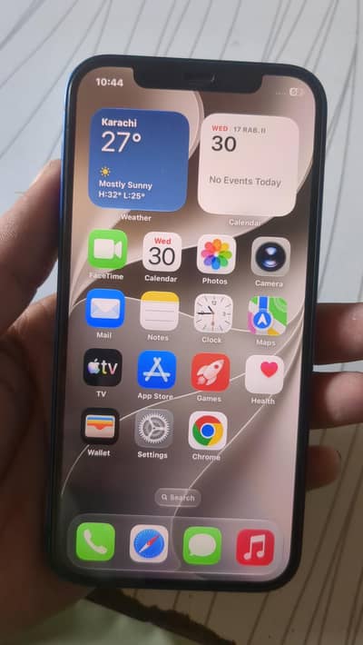 Apple iPhone 12