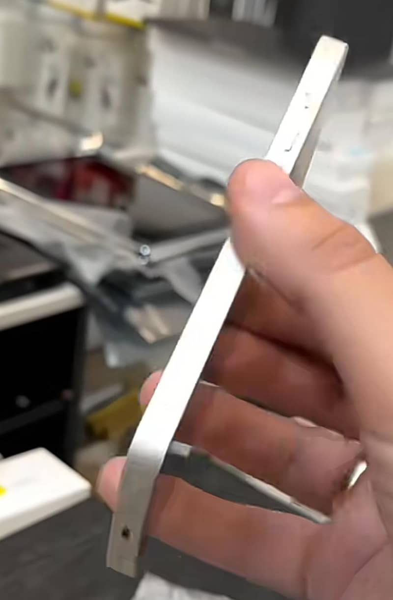 Apple iPhone 13 2