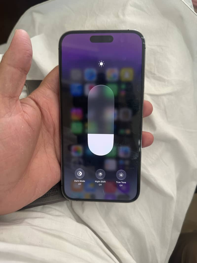 Apple iPhone 14 Pro Max 4