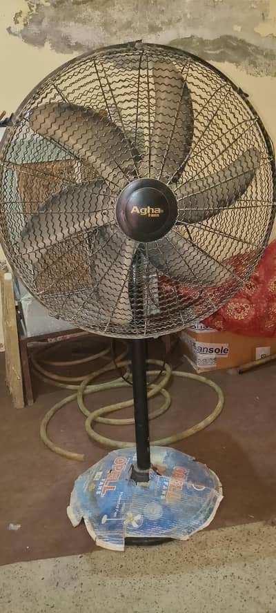 Pedestal fan for sale in brand new condition