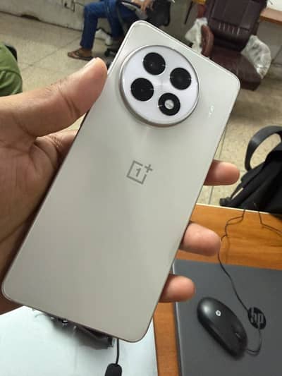 One Plus 13R / Ace 5 (Complete Box)