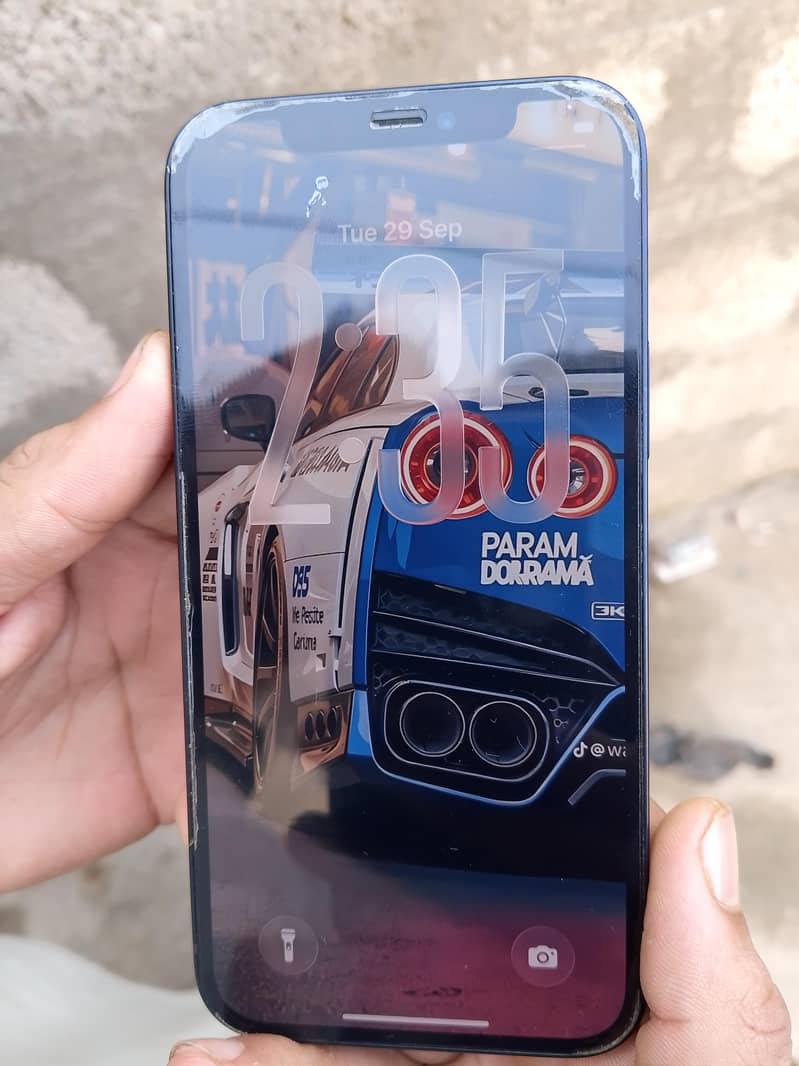 Apple iPhone 12 6