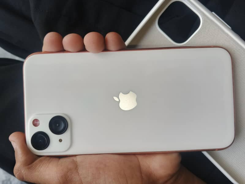 iphone XR 8