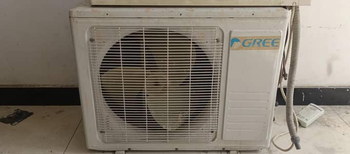 gree ac 1 ton condtion 10/8