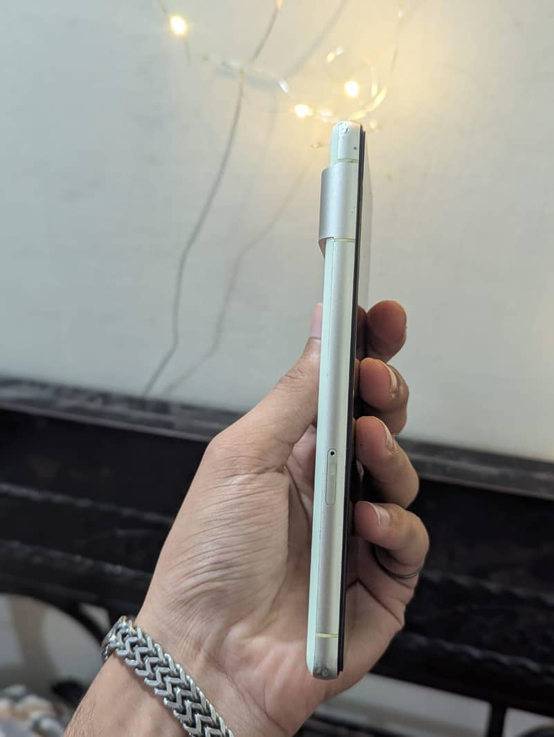 Google Pixel 7 6
