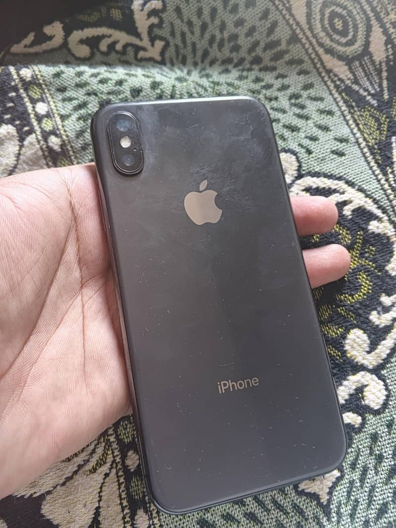 Apple iPhone XS 1