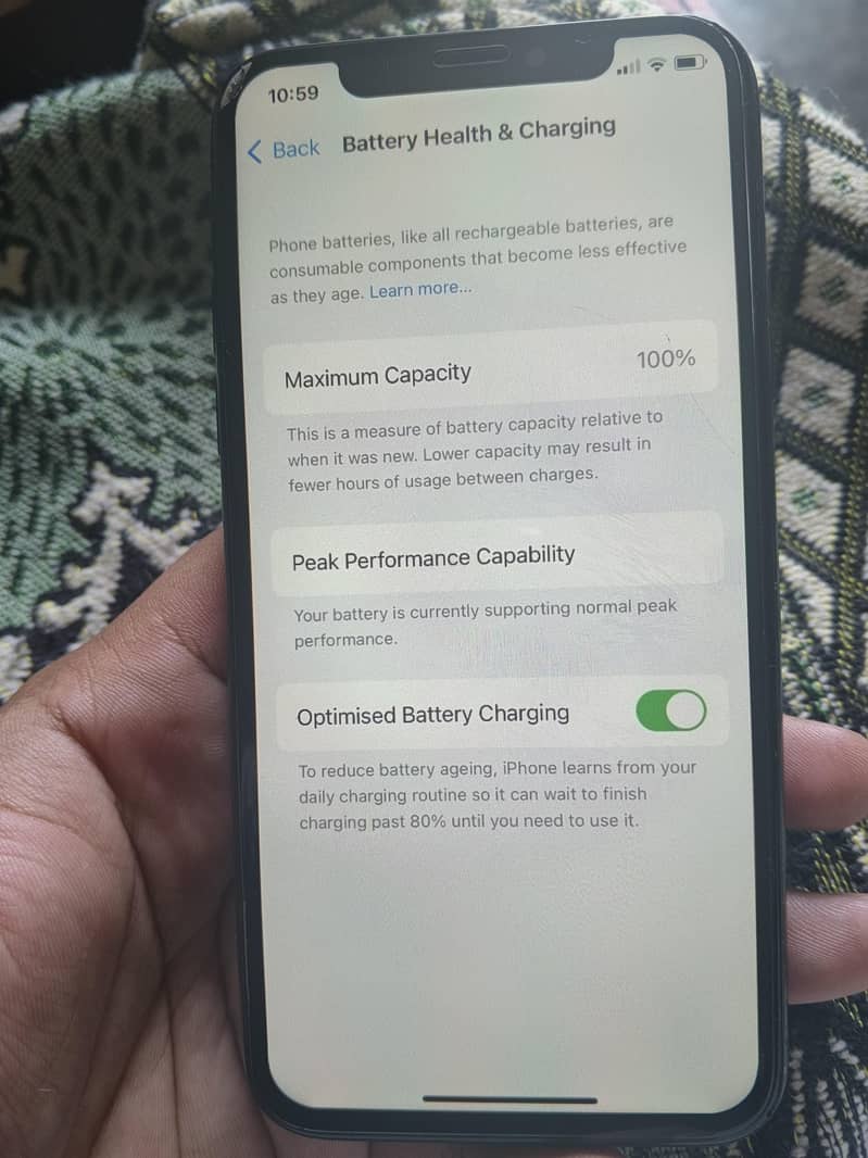 Apple iPhone XS 3