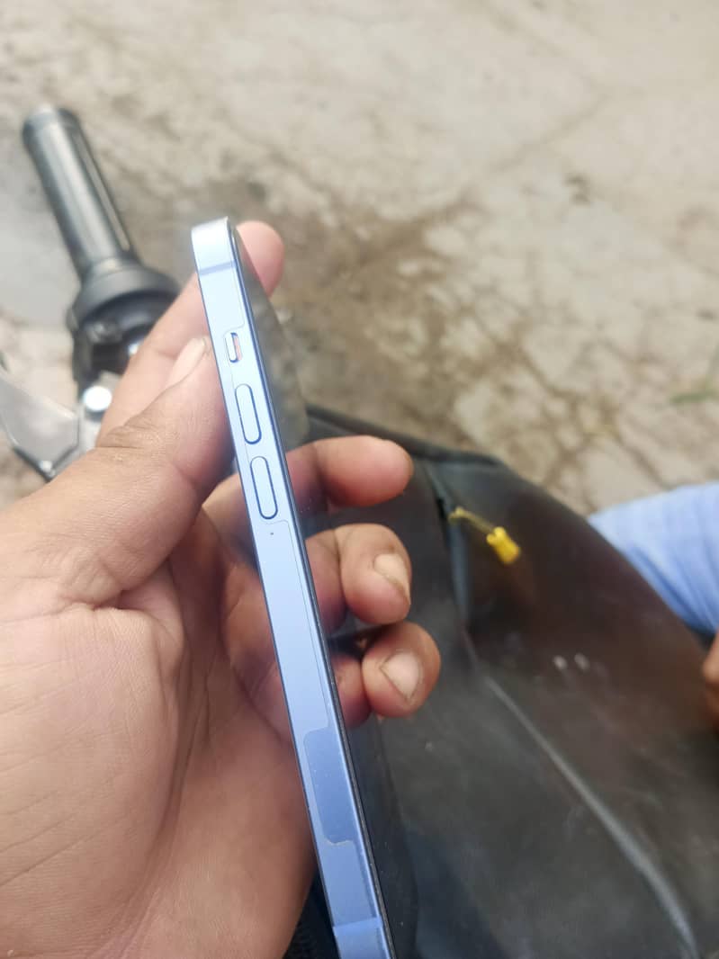 Apple iPhone 12 Pro 2