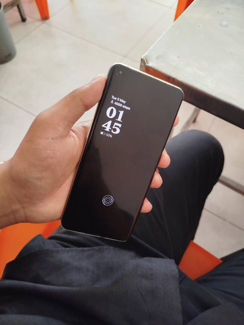 One Plus 10 Pro 5g 4