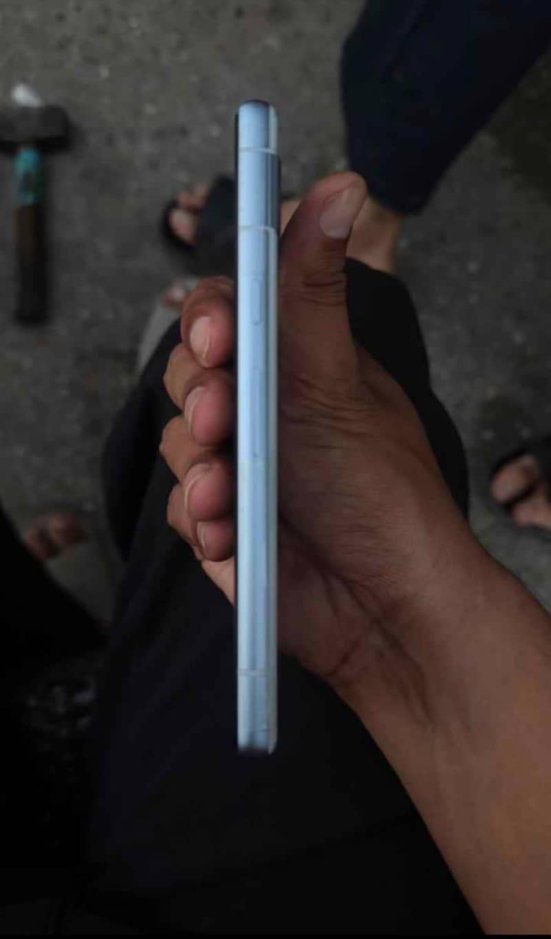 Google Pixel 7a 4