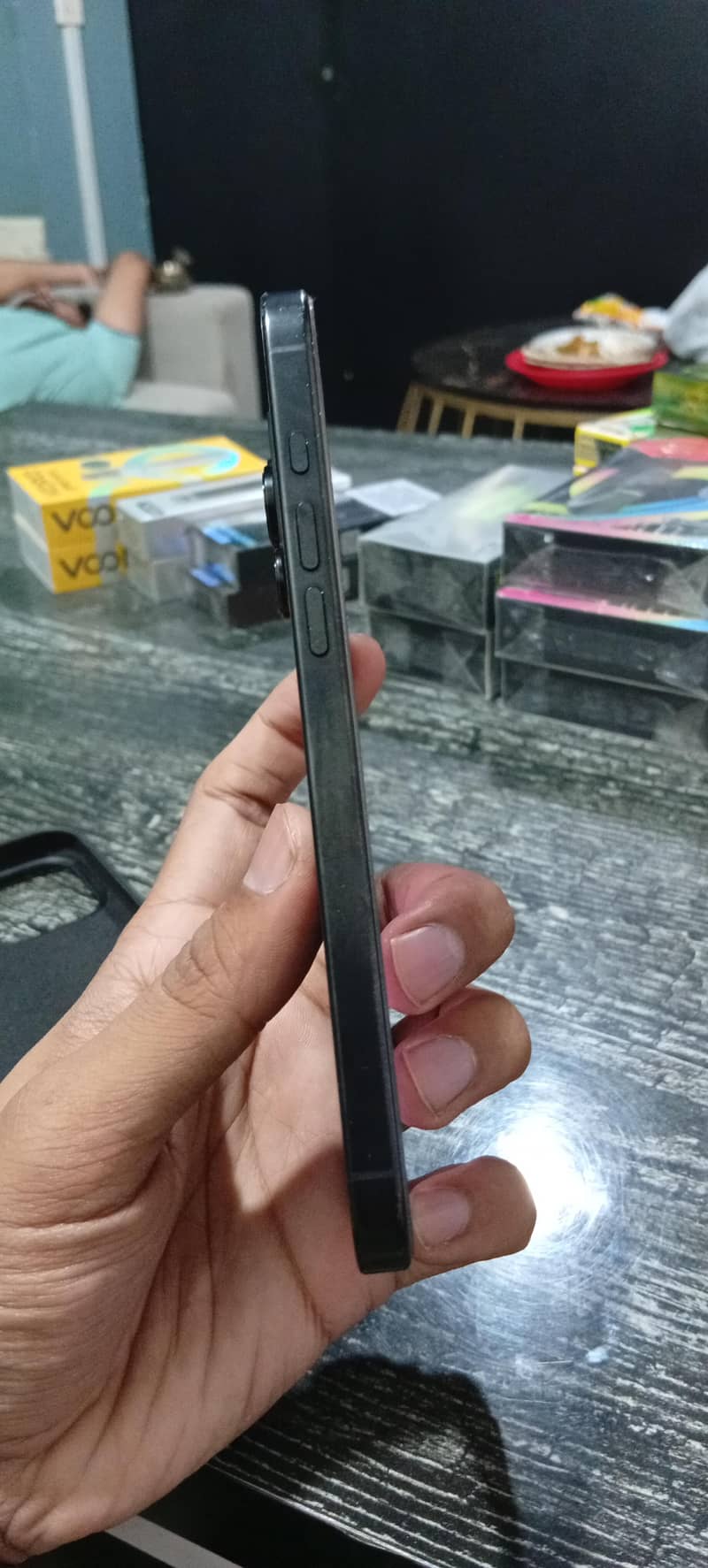 Apple iPhone 16 Pro Max 1