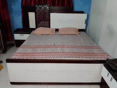 Bed room set with mattress