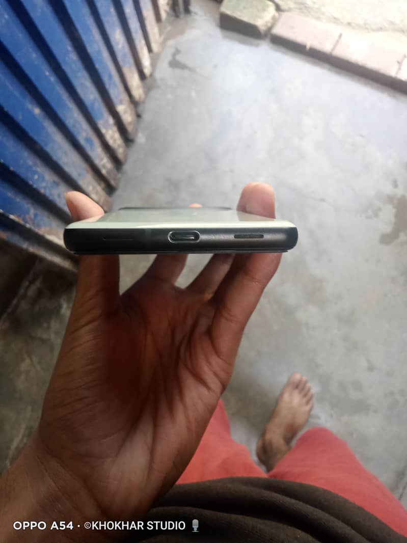 Google Pixel 6a 1