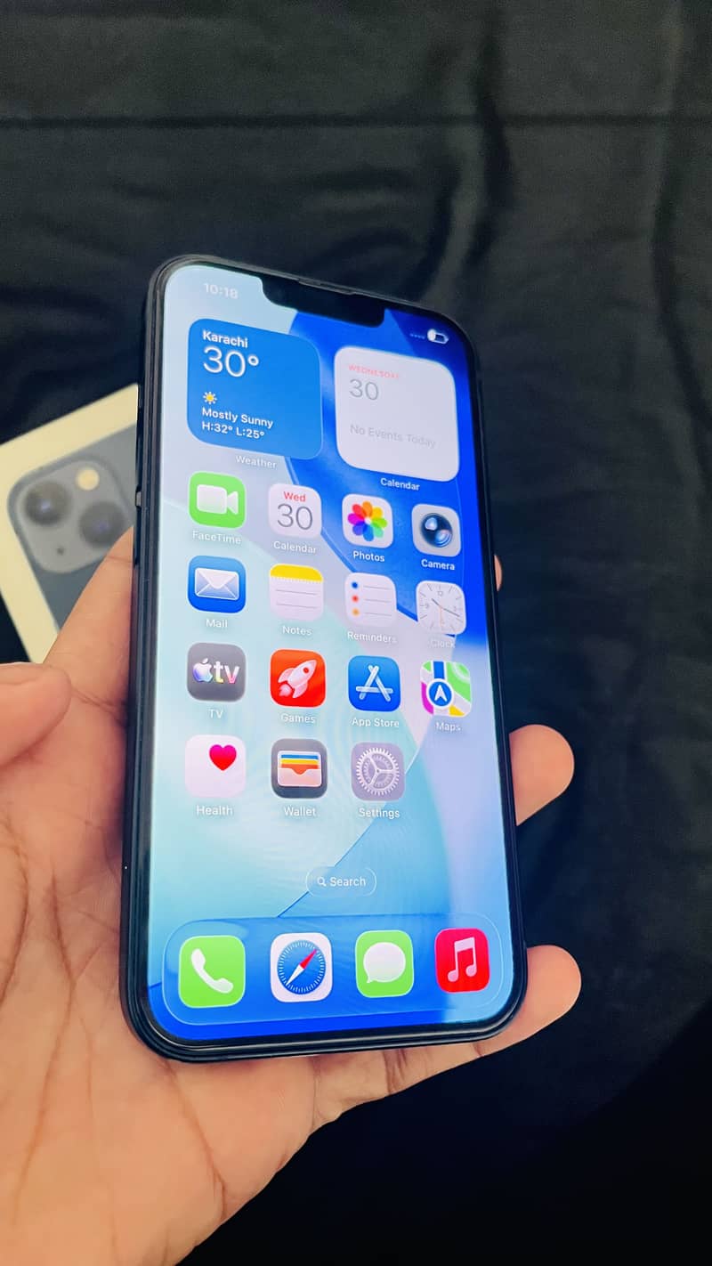 Apple iPhone 13 3