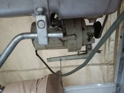 Jack VIP Sewing Machine - Table & Soundless Motor