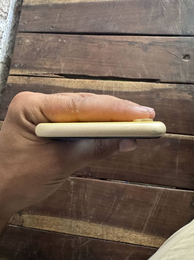 Apple iPhone XR 3