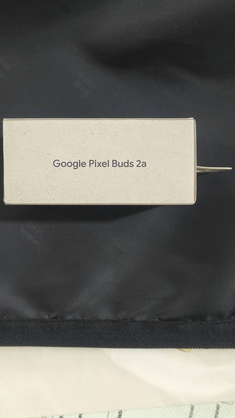Google Pixel Buds 2a 1