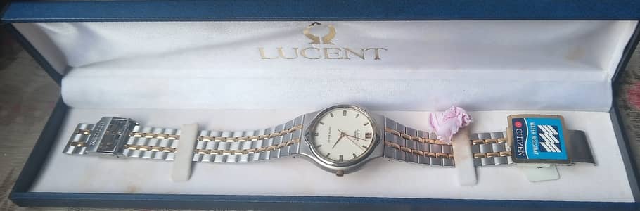 Brand New Vintage Citizen Lucent Quartz Watch