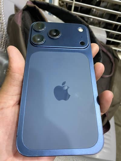 Apple iPhone XR 17 pro max