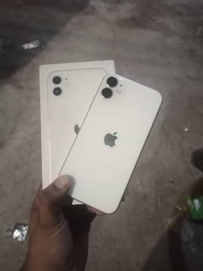 Apple iPhone 11