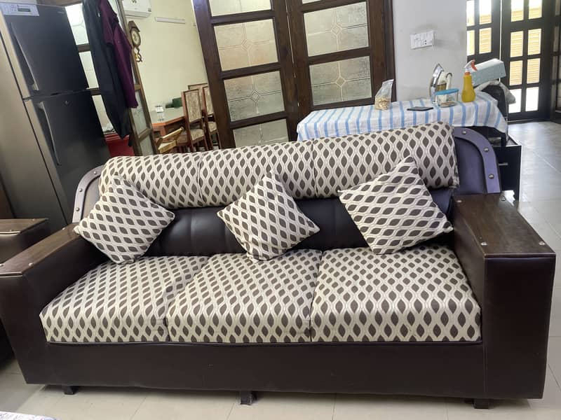 Sofa set 0