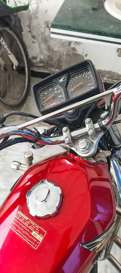 Honda 125 golden adition
