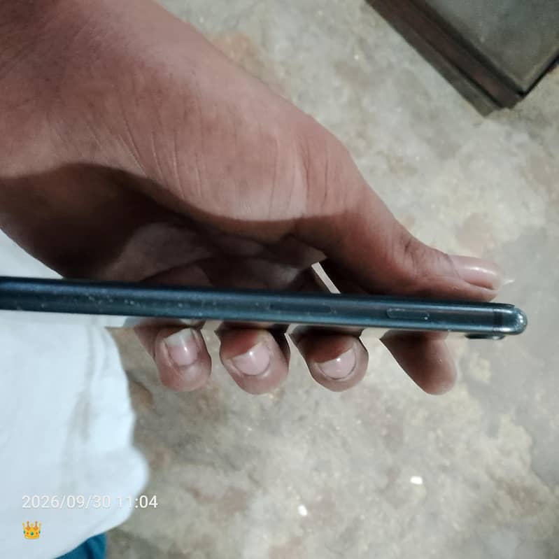 Apple iPhone 7 4