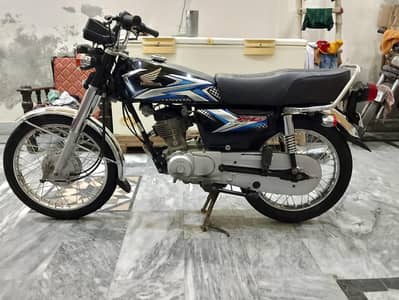 Honda 125   24/25
