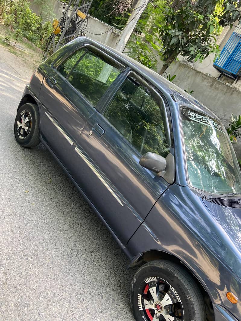 Daihatsu Cuore 2006 9