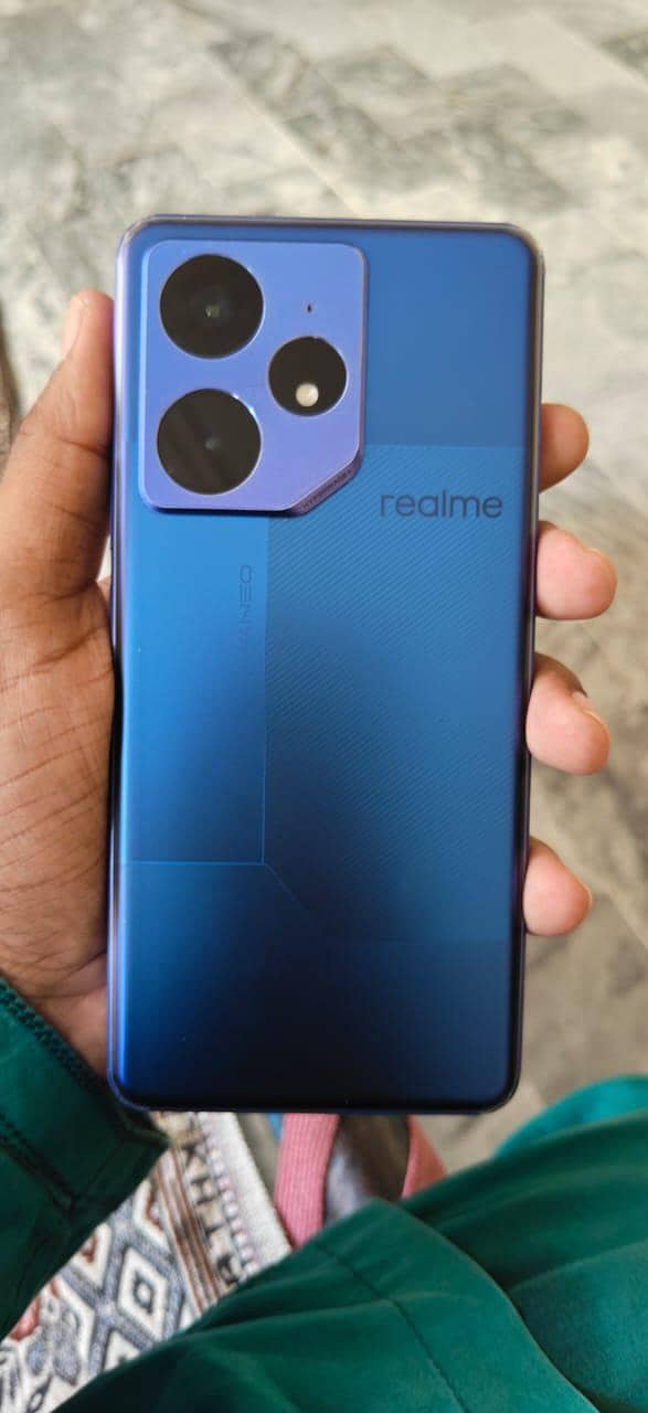 Realme neo7 1