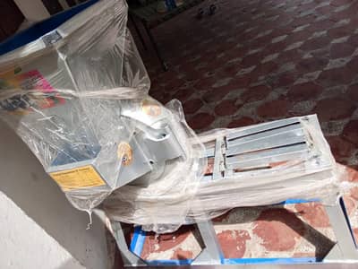mirch pisai machine