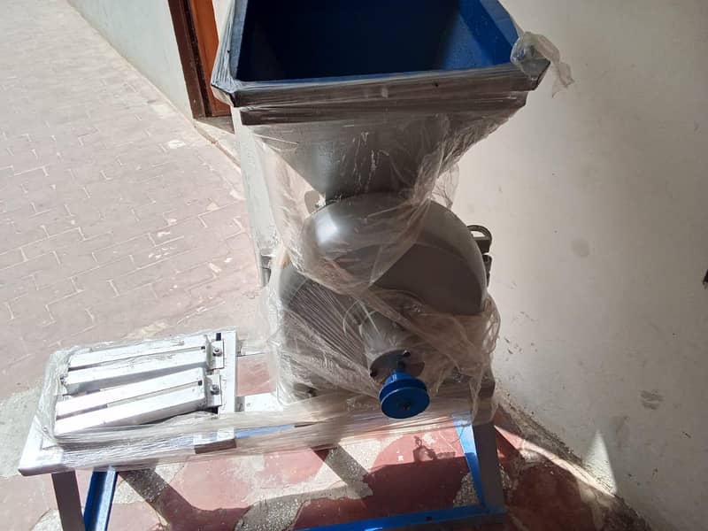 mirch pisai machine 3