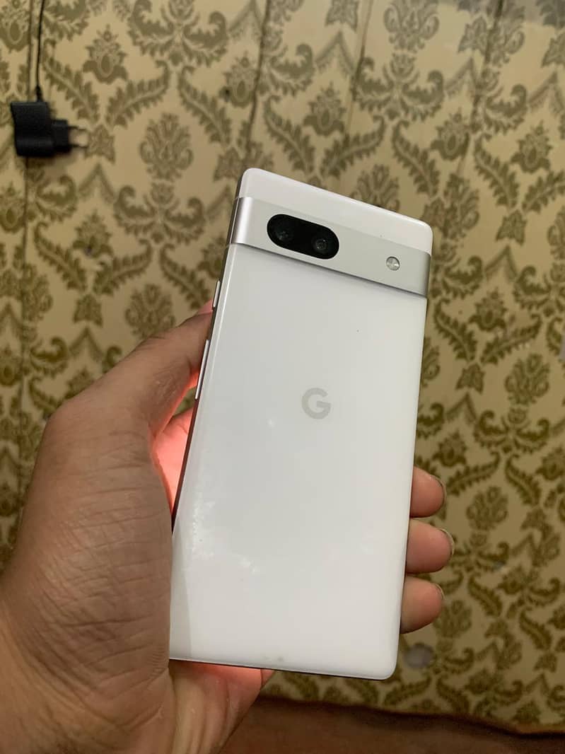 Google Pixel 7a 1