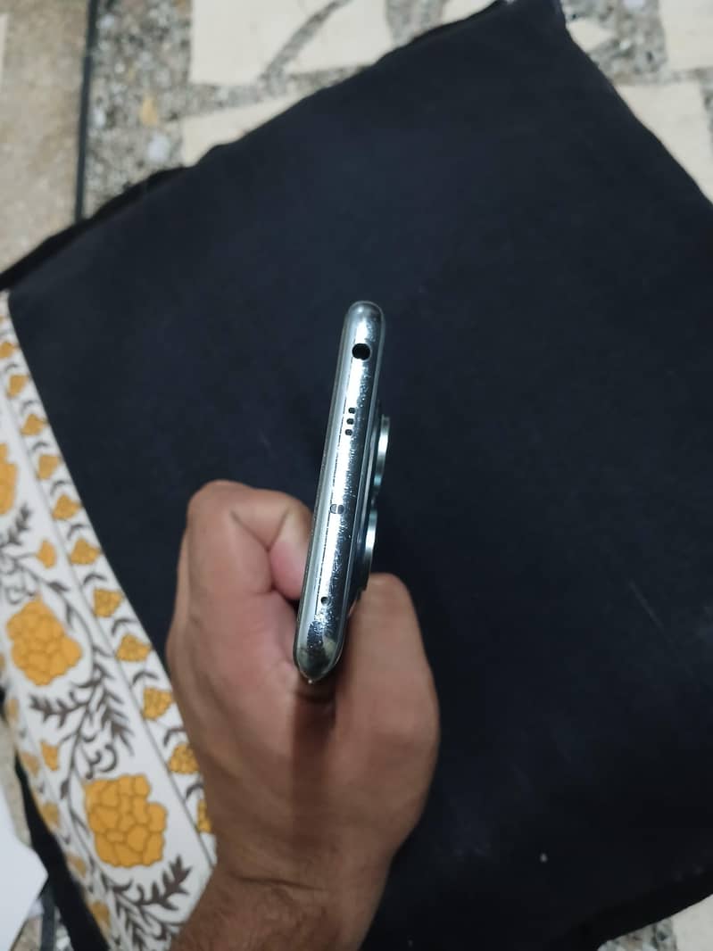 Redmi Note 14 pro 7
