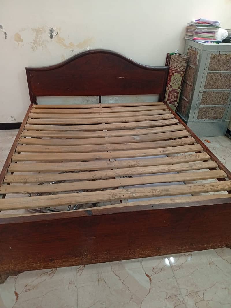 Used bed 4