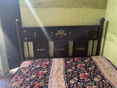 Master size bed