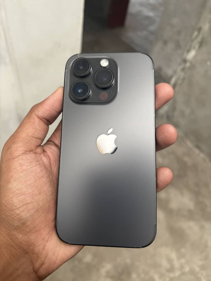 Apple iPhone 14 Pro 0