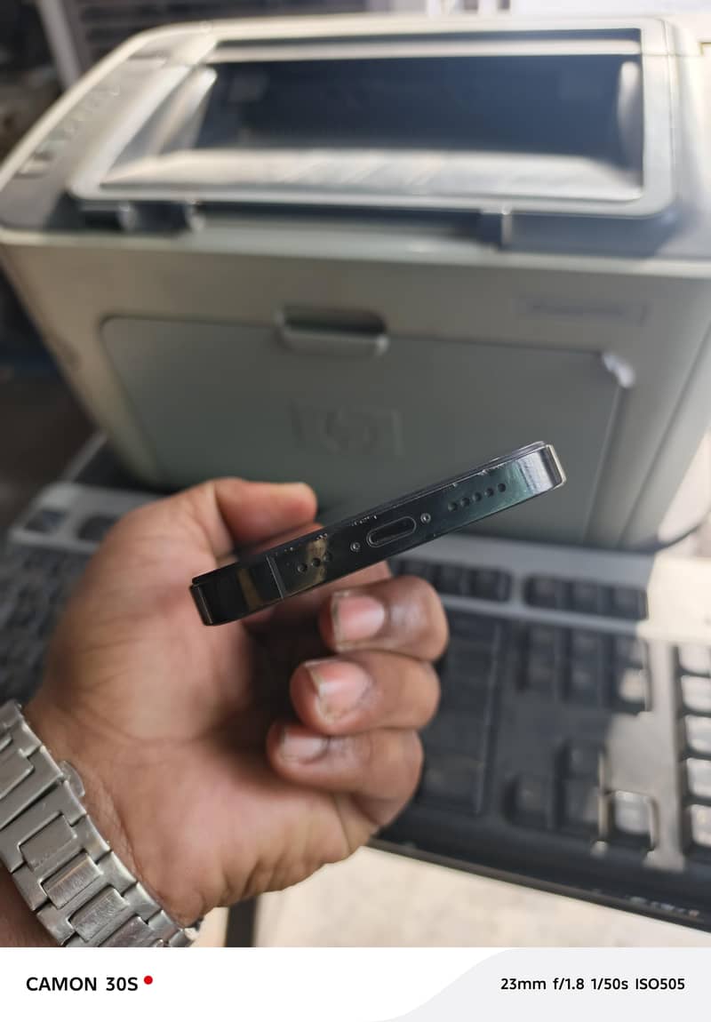 Apple iPhone 14 Pro 2