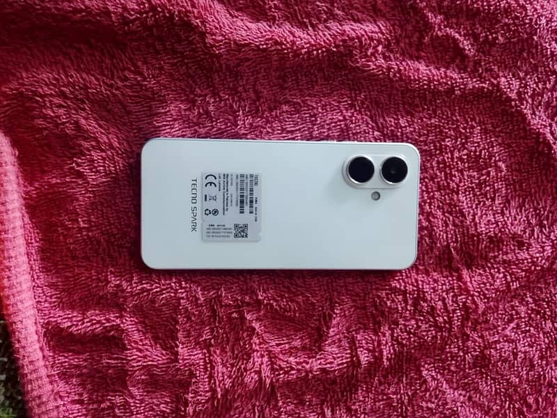 Tecno spark go 2 1