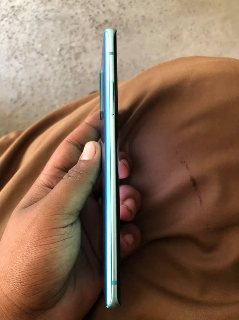 One Plus 8 4