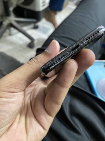 Apple iPhone XS