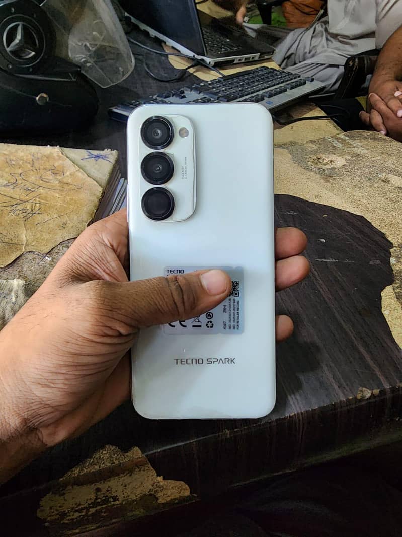 Tecno Spark 40 Pro Plus 1