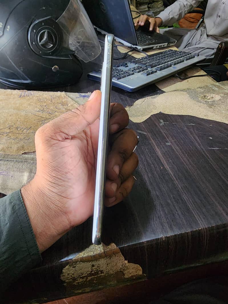 Tecno Spark 40 Pro Plus 6
