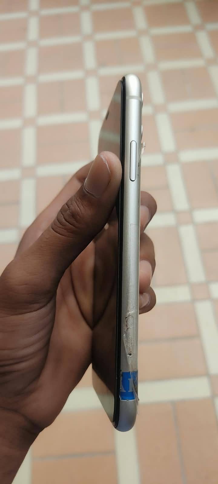Apple iPhone 11 1