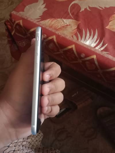 Apple iPhone SE2