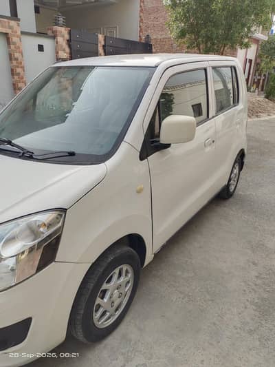 Suzuki Wagon R VXL 2018 white color for sale 0 3 0 2 7 1 4 1 5 2 3