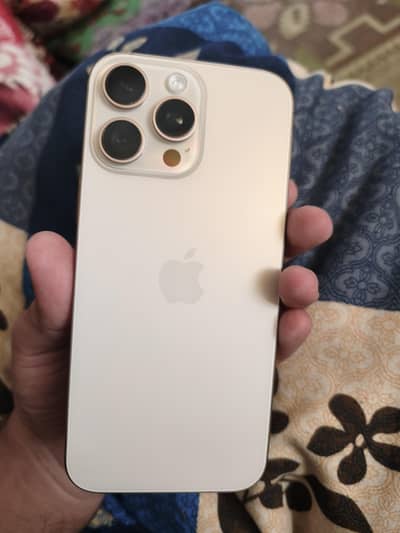 Apple iPhone 16 Pro Max