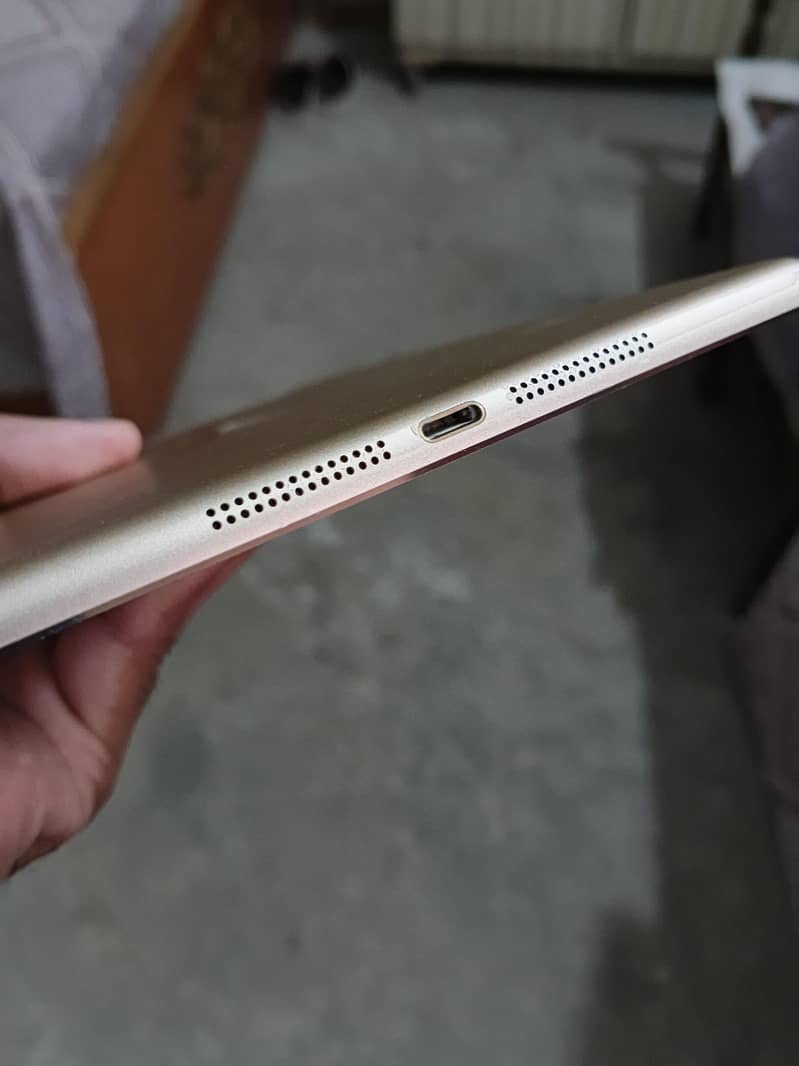 ipad mini 3 6